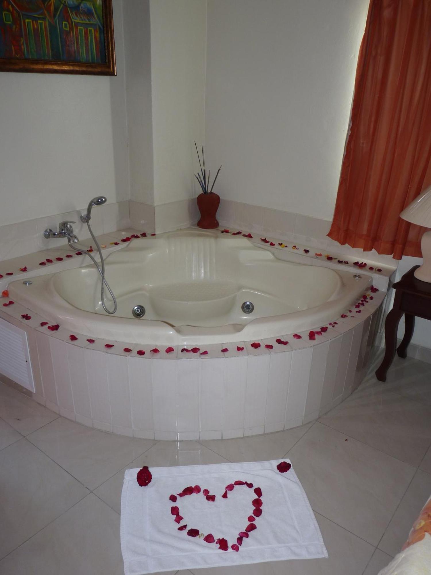 Hotel Luis V سانتو دومينجو المظهر الخارجي الصورة