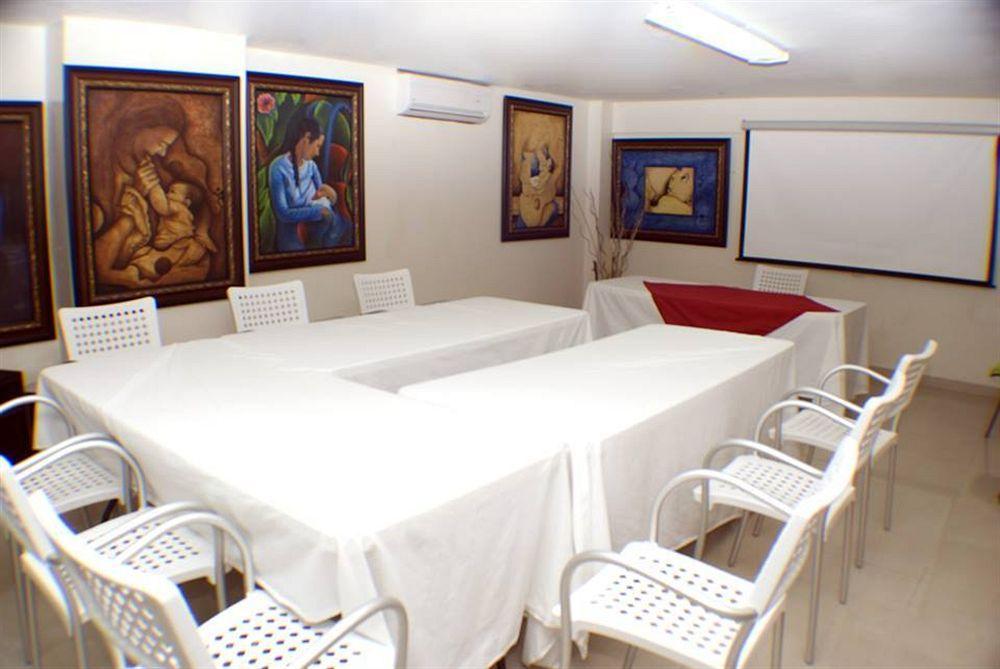 Hotel Luis V سانتو دومينجو المظهر الخارجي الصورة