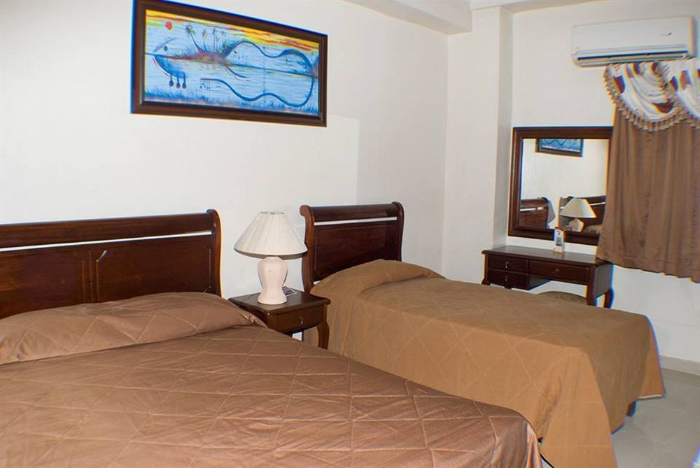 Hotel Luis V سانتو دومينجو المظهر الخارجي الصورة