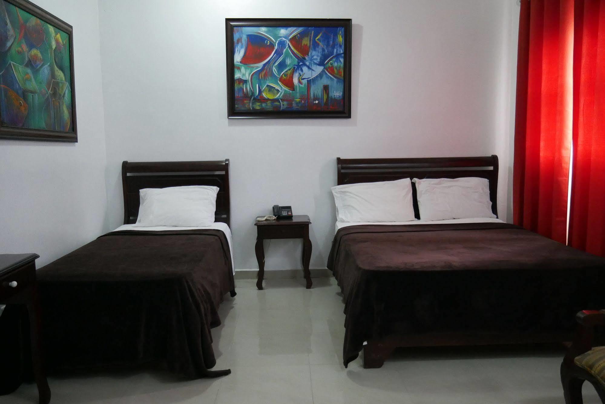 Hotel Luis V سانتو دومينجو المظهر الخارجي الصورة