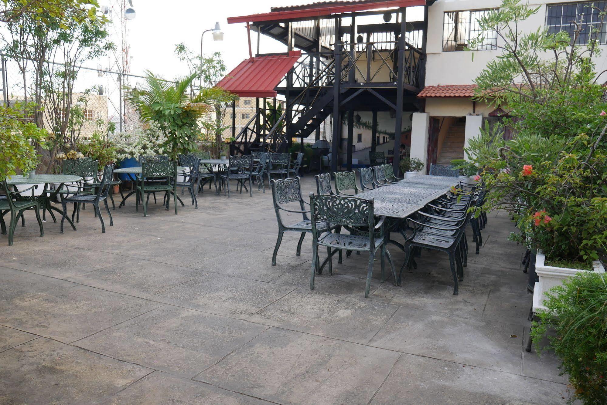 Hotel Luis V سانتو دومينجو المظهر الخارجي الصورة